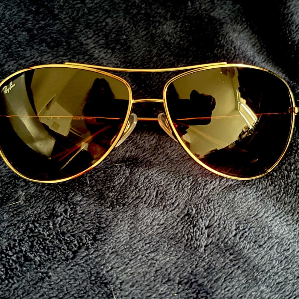 Ray-Ban Classic Aviator Gold Frame Sunglasses For Women